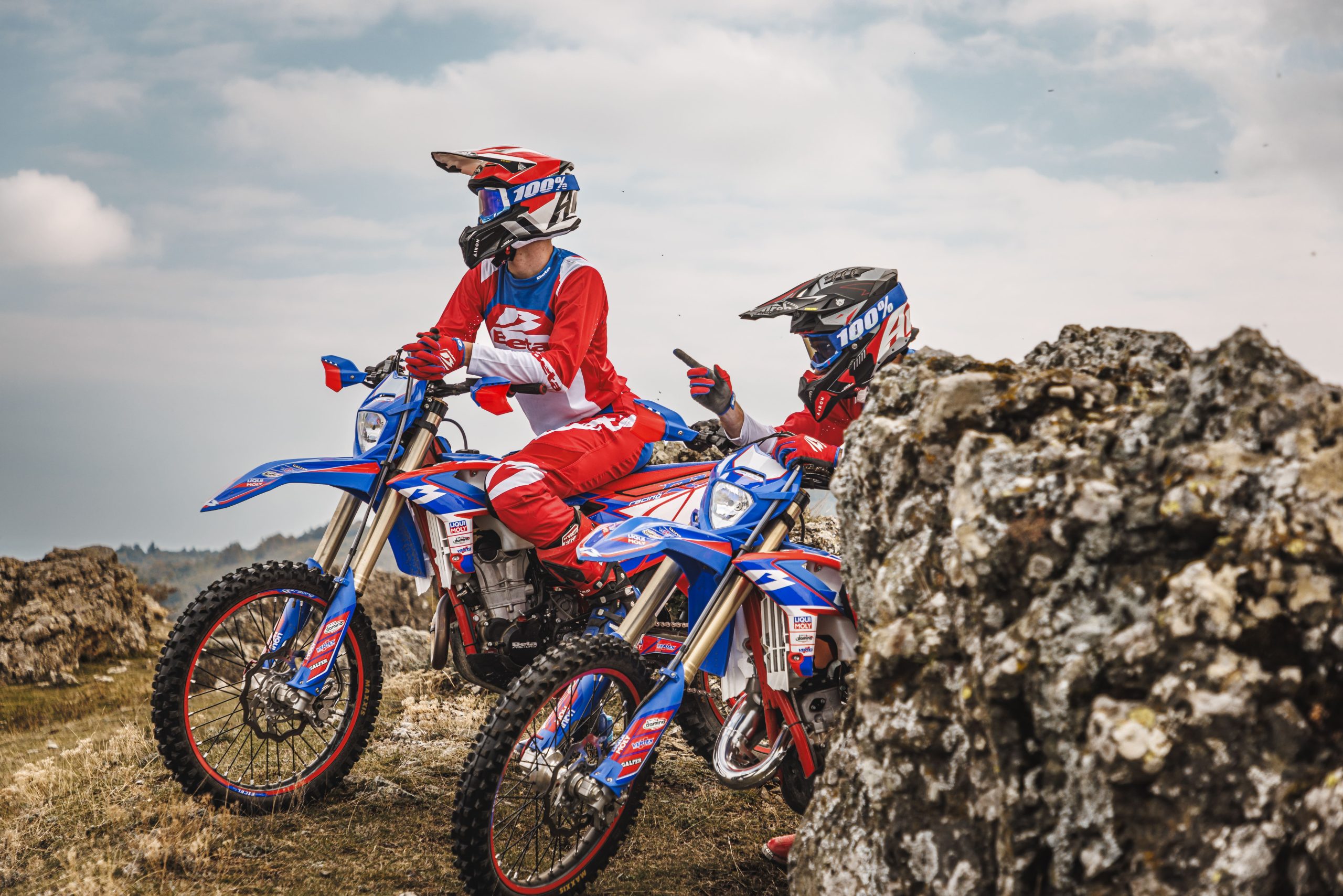 Moto Merlot: Guided Enduro Tour in Beaujolais